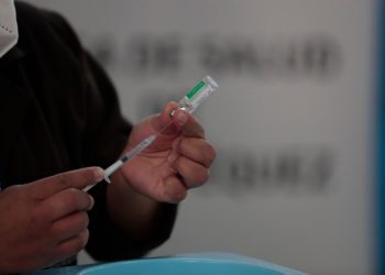 Comadronas promueven maternidad saludable ante pandemia