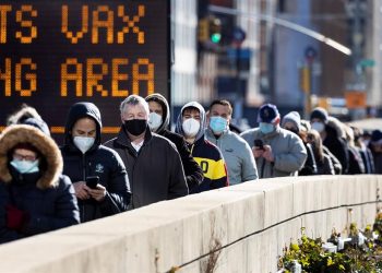 Estados Unidos acumula 529 mil muertes y 29 millones de contagios por coronavirus