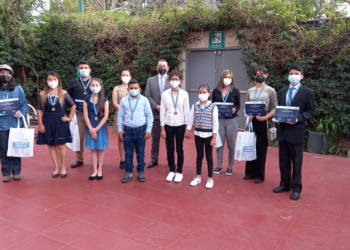 Condecoran a ganadores del concurso por el Día Internacional contra la Corrupción 2020