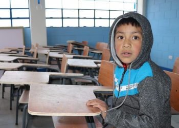 Población rural de Comitancillo se beneficia con ampliación de escuela