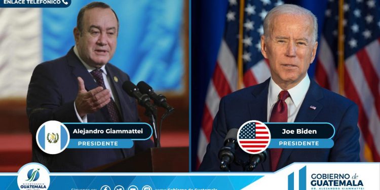 Presidente Alejandro Giammattei conversa con su homólogo estadounidense Joe Biden
