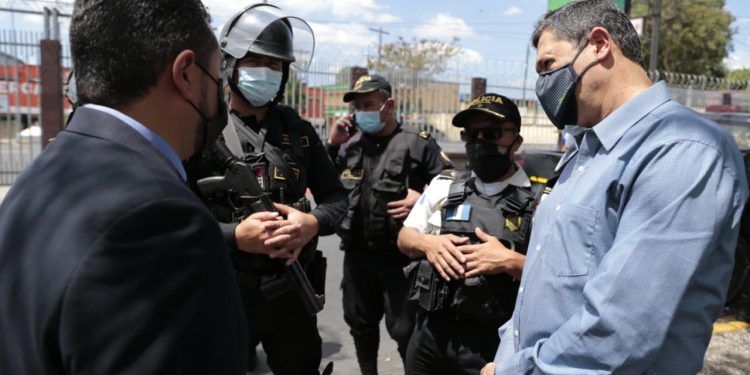 Gobernación resguarda el orden público y promueve mesas de diálogo en colonia Nimajuyú