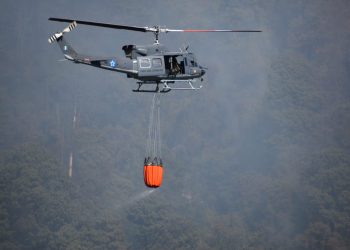 Continúan acciones para sofocar incendio en el volcán Atitlán