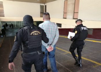Capturan a dos mexicanos con orden de extradición a Estados Unidos