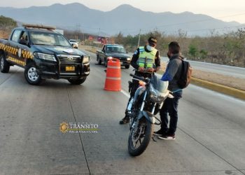 Tránsito de la PNC impone 231 remisiones el fin de semana en puestos de control