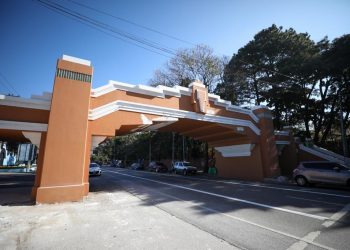 Restauran pasarelas construidas durante la administración de Jorge Ubico