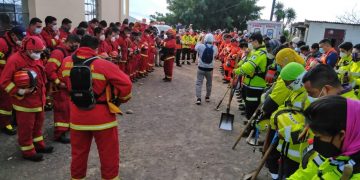 Jornada presidencial: Mandatario agradece al personal que trabaja para sofocar el incendio en el volcán Atitlán