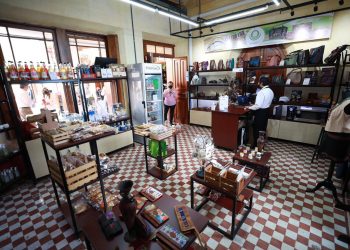Artesanos y emprendedores guatemaltecos se beneficiarán con tienda de la red Mi Pueblo, Mi Producto