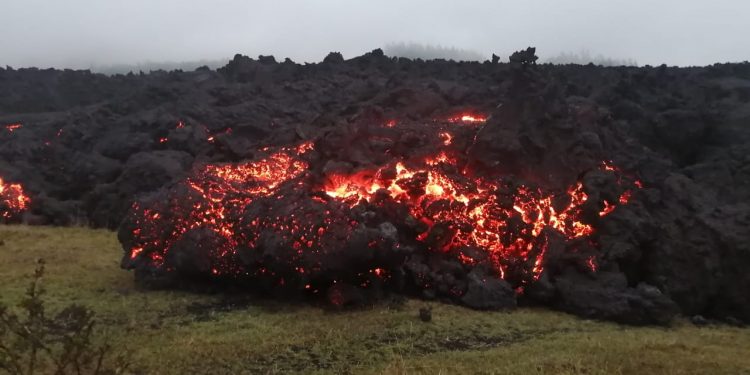 Conred destaca planes de prevención ante flujo del volcán de Pacaya