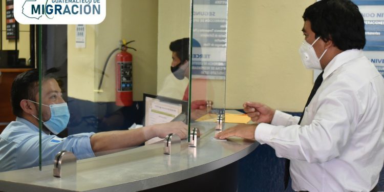 Lanzan curso para fortalecer servicios migratorios en Guatemala