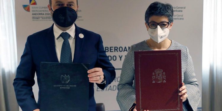 Guatemala y España ratifican relación bilateral con miras a incrementar intercambio comercial