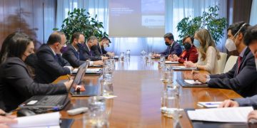 El 19 de abril el presidente Alejandro Giammattei, se reunió con la secretaria de Estado de Comercio de España, Xiana Méndez