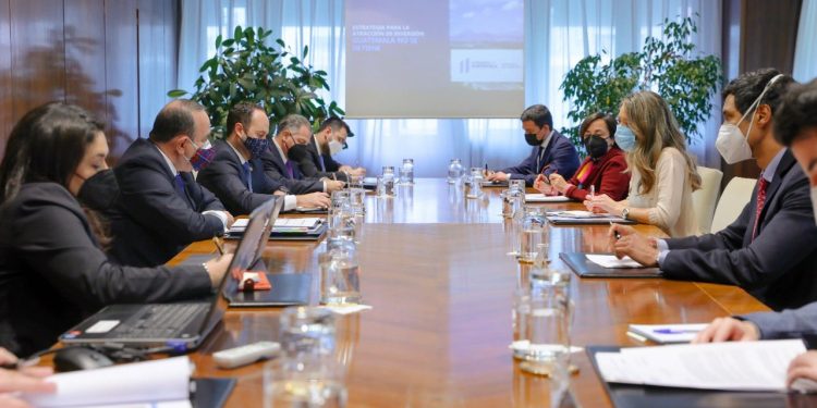 El 19 de abril el presidente Alejandro Giammattei, se reunió con la secretaria de Estado de Comercio de España, Xiana Méndez