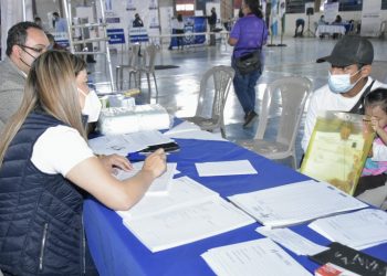 Efectúan primera jornada móvil de servicios integrados en Alta Verapaz