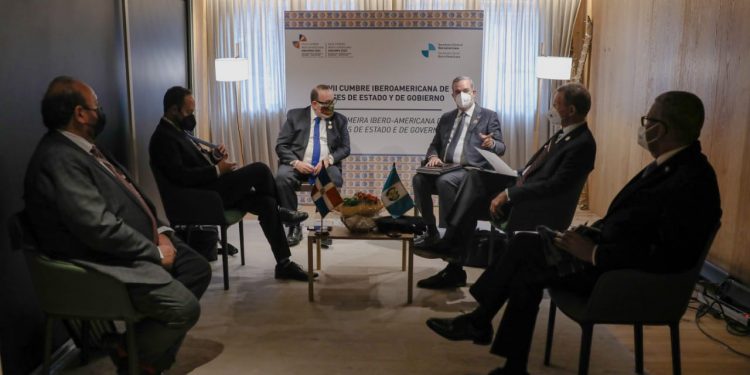 República Dominicana y Guatemala refuerzan relaciones bilaterales