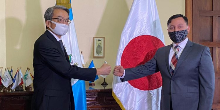 Gobernación recibe donación de 200 motocicletas para fortalecer patrullajes