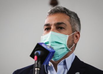 Presidente paraguayo se hará test de COVID-19 tras contagio de un ministro