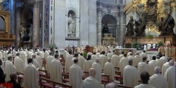 Jueves Santo: Papa oficia misa Crismal en la basílica de San Pedro