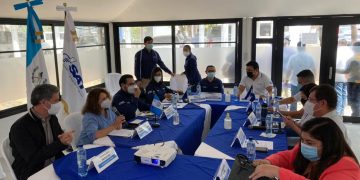 Guatemala y El Salvador analizan implementación de marchamo en vehículos de carga