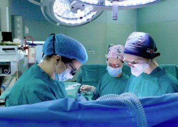 Primer trasplante de traquea del mundo en paciente pos-COVID en Italia