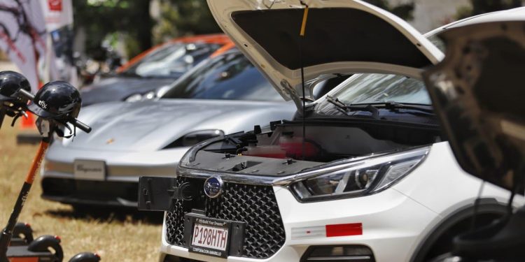 Vehículo eléctrico