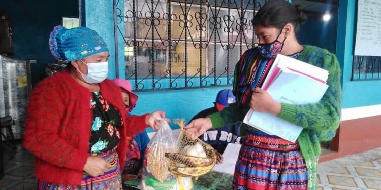 Culmina segunda entrega de alimentación escolar en Totonicapán