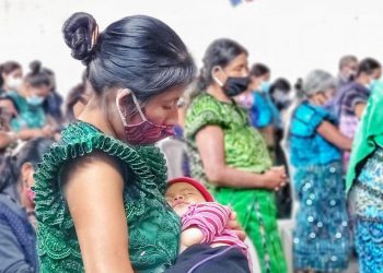 Familias de San Andrés Sajcabajá reciben asistencia alimentaria