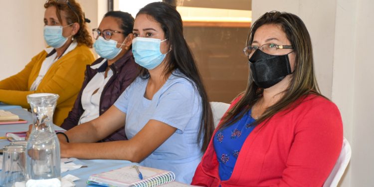 Buscan aumento de matrícula estudiantil en Baja Verapaz, como medio para prevenir embarazos en menores