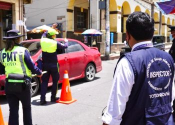 Verifican cumplimiento de normas sanitarias para prevenir el COVID-19 en Totonicapán