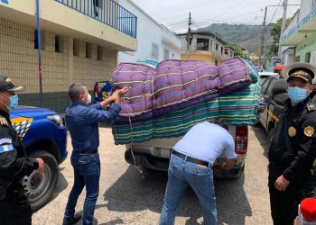 Donan colchonetas a Comisaría 32 de la PNC