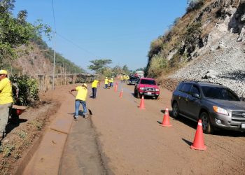 Asisten a damnificados por lluvias en Huehuetenango