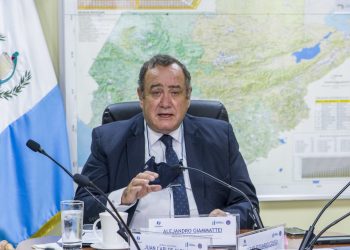 Mandatario hace llamado para acudir a los centros de Salud y prevenir los casos de COVID-19