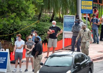 Nuevas variantes disparan los casos de COVID-19 en EE.UU. con Michigan a la cabeza