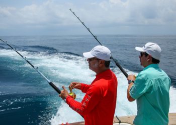 Jorge Sinibaldi, bicampeón nacional en liberación de pez vela
