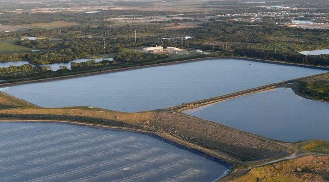 Temen inminente colapso de una balsa con desechos industriales en Florida
