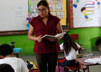 Maestros recibirán vacuna contra coronavirus en fase 2./Foto: DCA.