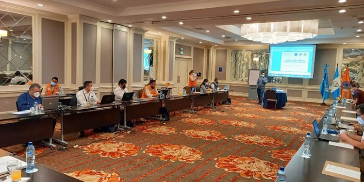 Desarrollan cuarta reunión de mesa técnica para responder a desastres naturales