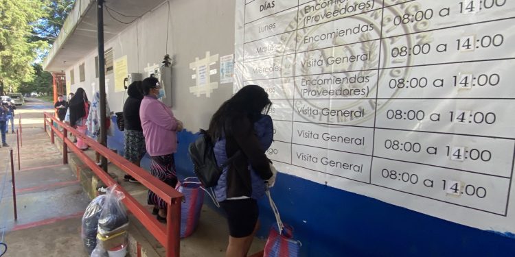 Mantienen suspendidas las visitas en los 21 centros carcelarios para evitar brotes de COVID-19