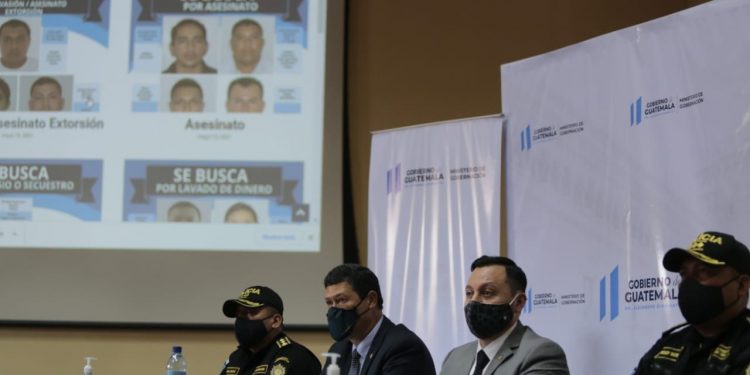 Gobernación lanza estrategia para localizar a los 100 guatemaltecos más buscados