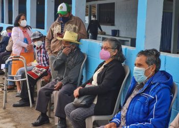 “La vacuna es importante para vencer al COVID-19”, dice vecina de Quiché