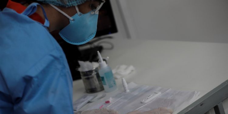 Brasil confirma primeros casos de COVID con variante india