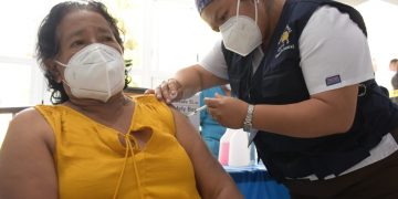 Ministerio de Salud continúa con la vacunación de los guatemaltecos./Foto: MSPAS.