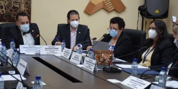 MSPAS y Mineduc asisten a una reunión de trabajo en el Congreso de la República./MSPAS.