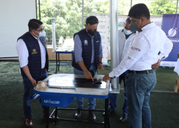 Más de 100 familias de El Progreso reciben estufas ahorradoras