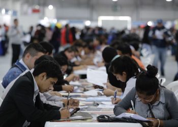 Conjuve promueve oportunidades laborales en Quiché