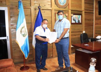 Firman convenios de ejecución presupuestaria 2021 en Izabal