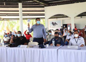 Gobernador de Izabal participa en reunión de Codede