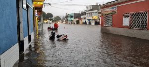 La Conred reporta al menos mil 042 personas afectadas por lluvias en las últimas horas.