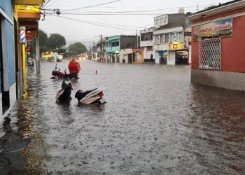 La Conred reporta al menos mil 042 personas afectadas por lluvias en las últimas horas.