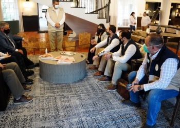 La reunión se llevo a cabo en el marco de la gira de trabajo que realiza el canciller guatemalteco desde el 18 de mayo en EE.UU.